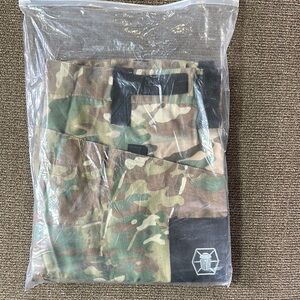 CLOSET CLOSING!! Camouflage Tactical Shorts